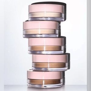 Glossier Wowder G5-G7